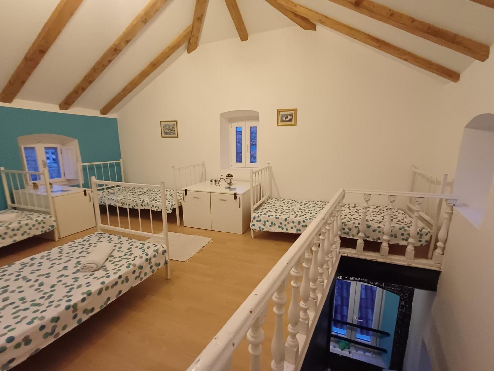 City Walls Hostel Dubrovnik Ngoại thất bức ảnh