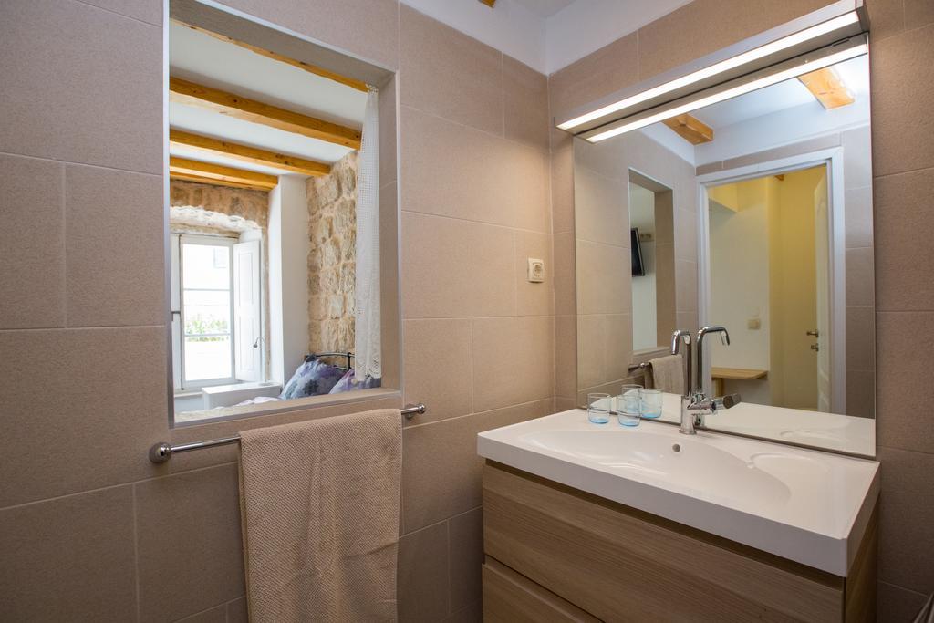 City Walls Hostel Dubrovnik Ngoại thất bức ảnh